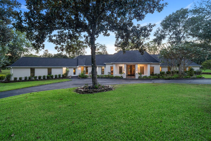 Property photo for 7003 Deerwood Drive, Richmond, TX
