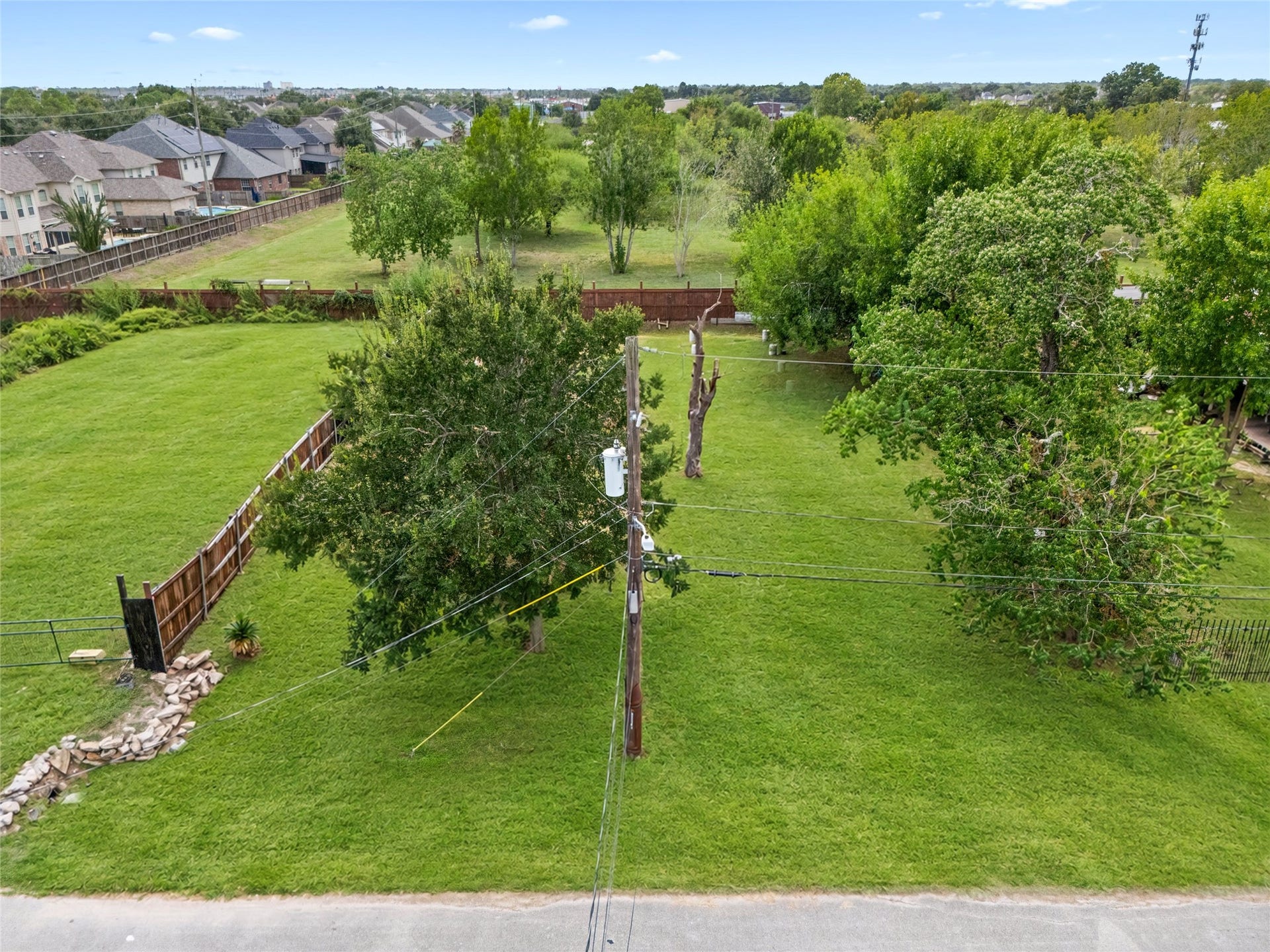 15105 Tomasa Street, Sugar Land, TX 77498