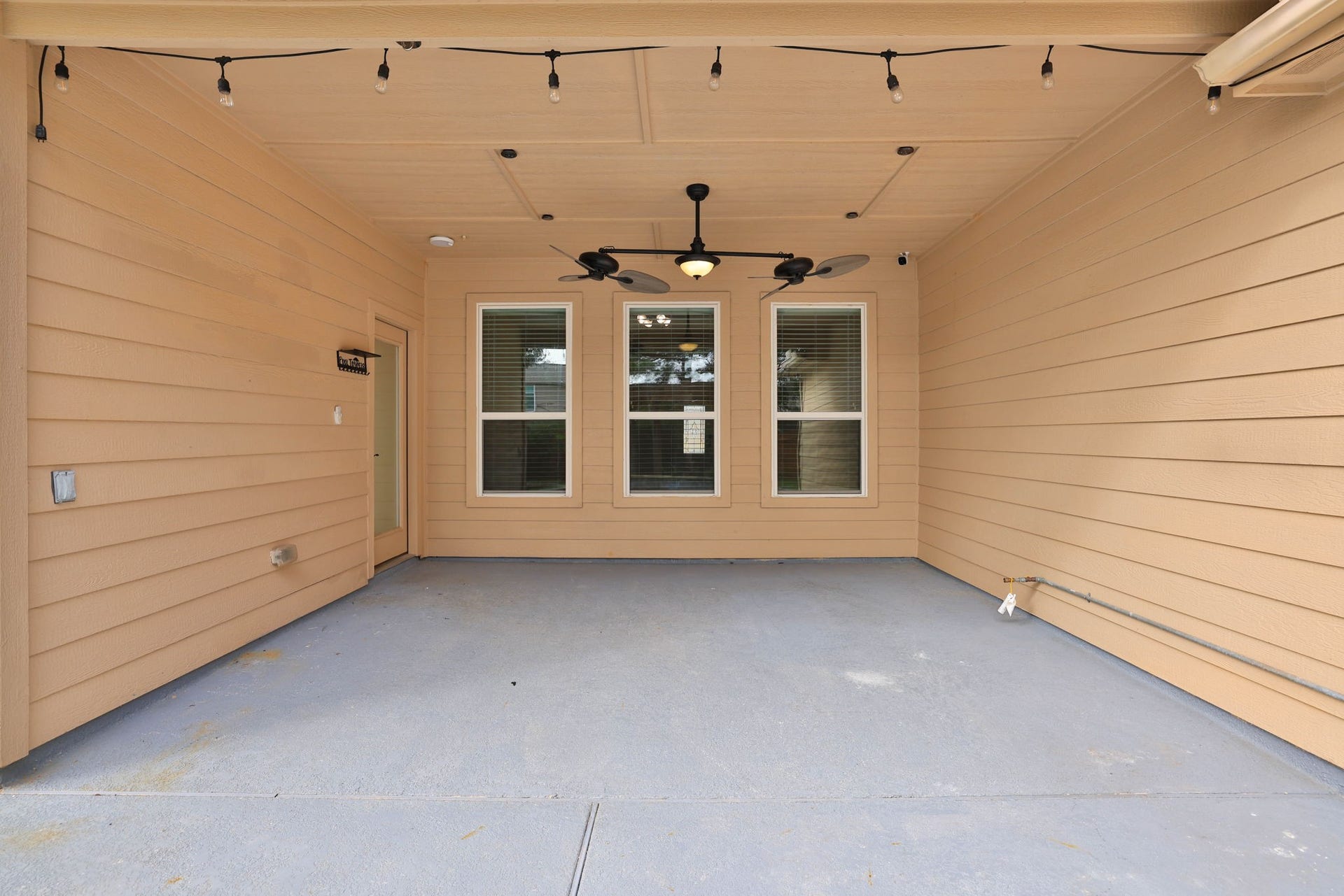 7623 Daisy Port Lane, Conroe, TX 77304 7623 Daisy Port Lane, Conroe, TX 77304