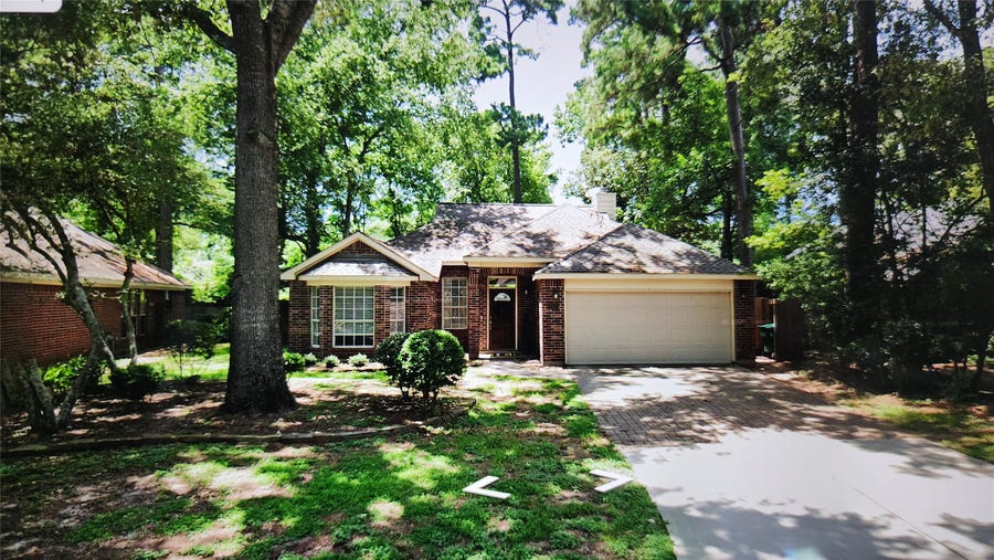 Property photo for 210 N Dreamweaver Circle, The Woodlands, TX