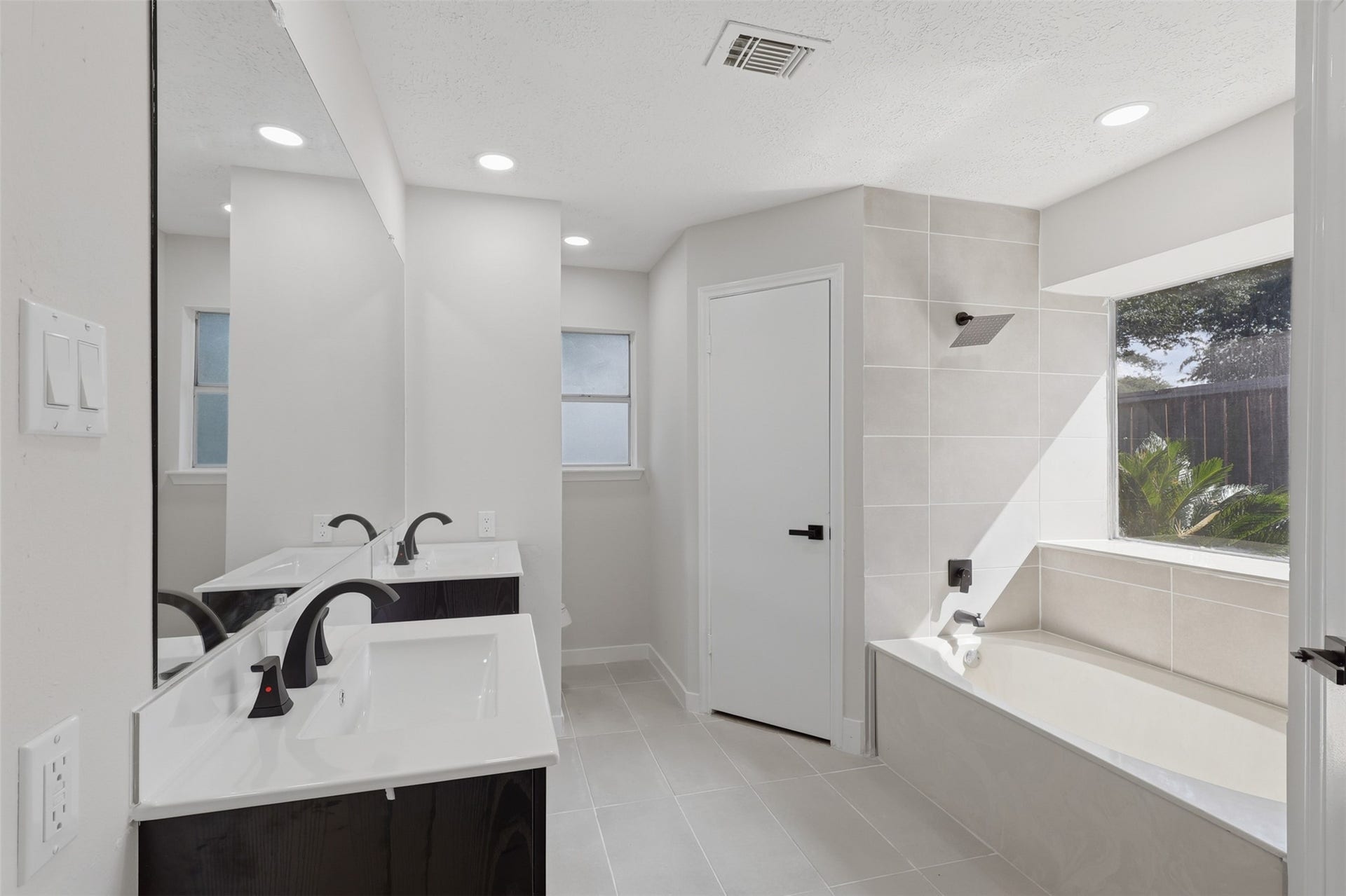 3019 Lotus Lane, Pearland, TX 77584