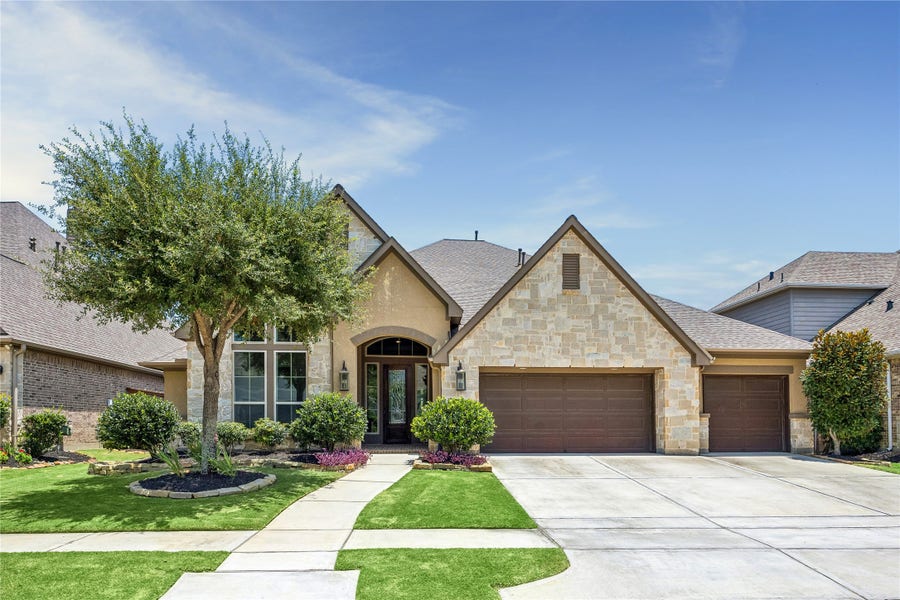 Property photo for 19506 Riverhill Row Court, Cypress, TX