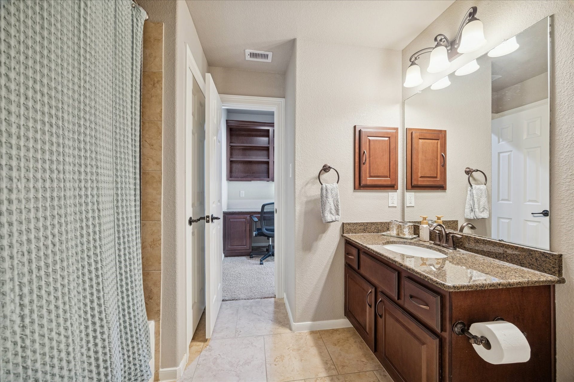 410 Mcallister Avenue, Sugar Land, TX 77479