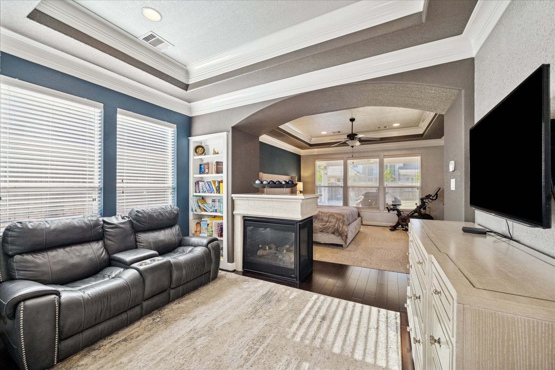 410 Mcallister Avenue, Sugar Land, TX 77479