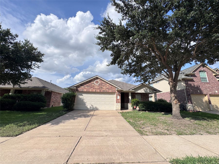 Property photo for 25210 Ginger Ranch Drive, Katy, TX