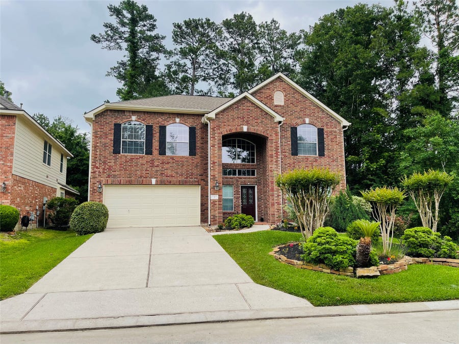 Property photo for 2 Bryce Branch Circle, The Woodlands, TX