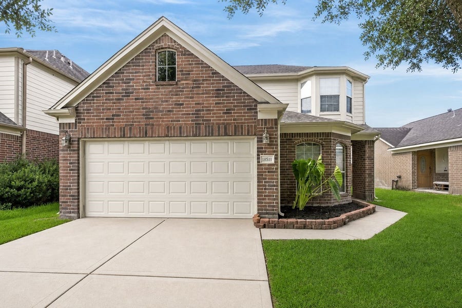 Property photo for 18511 Grove Brook Lane, Cypress, TX