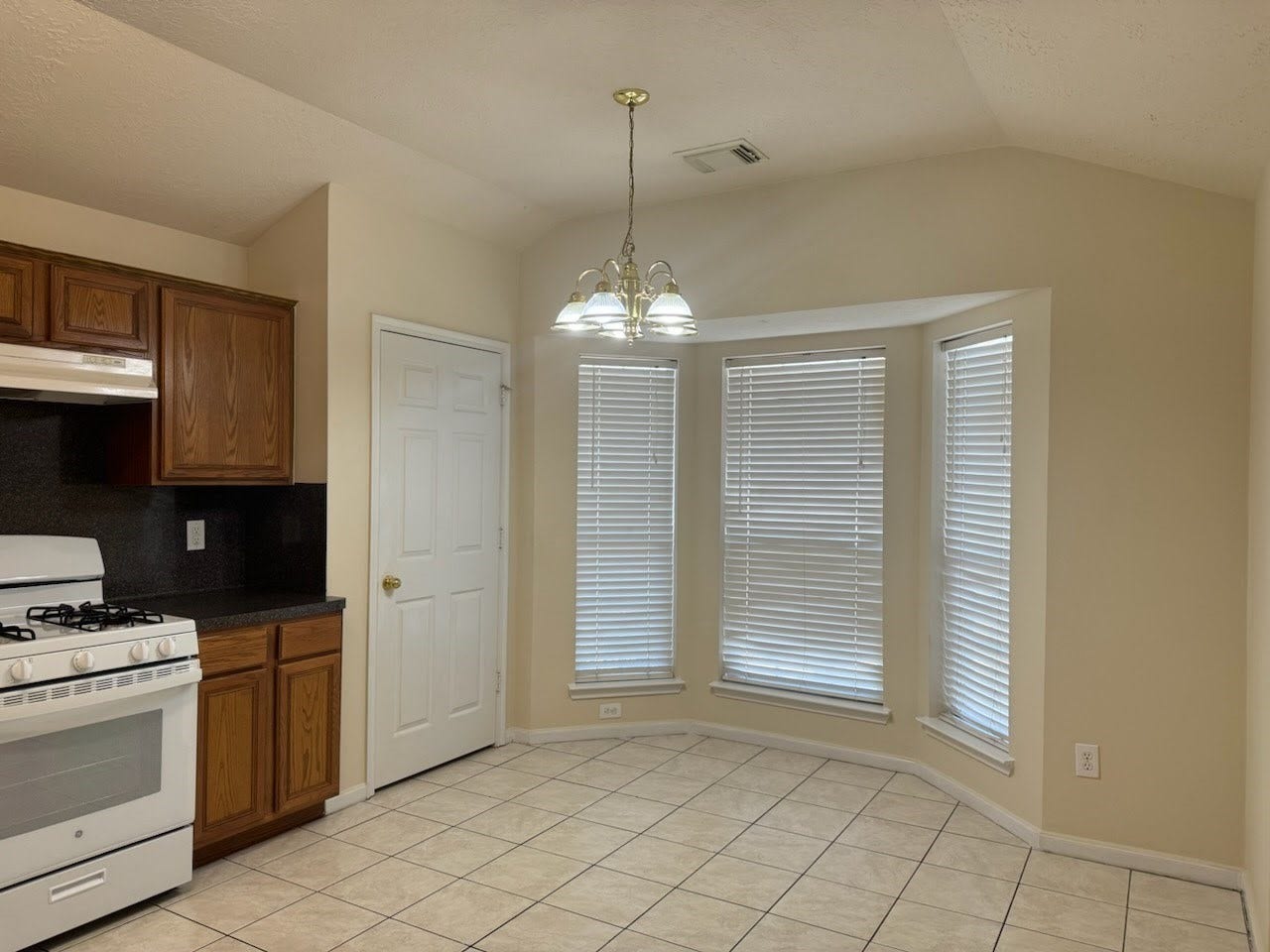 11007 Indus Street, Houston, TX 77089 11007 Indus Street, Houston, TX 77089
