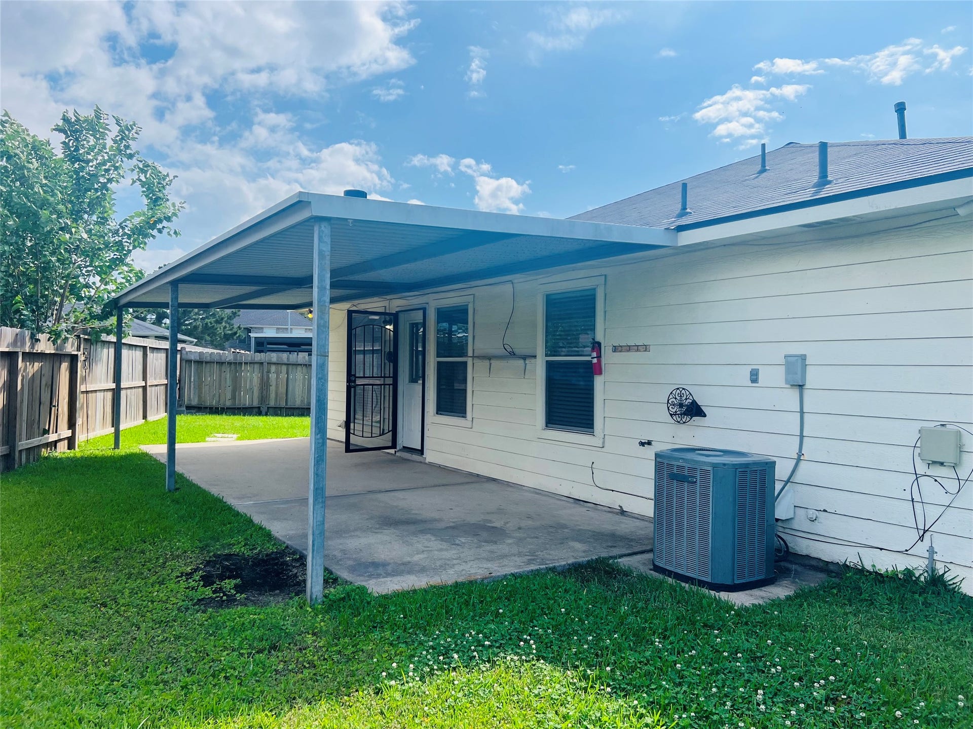 11007 Indus Street, Houston, TX 77089 11007 Indus Street, Houston, TX 77089