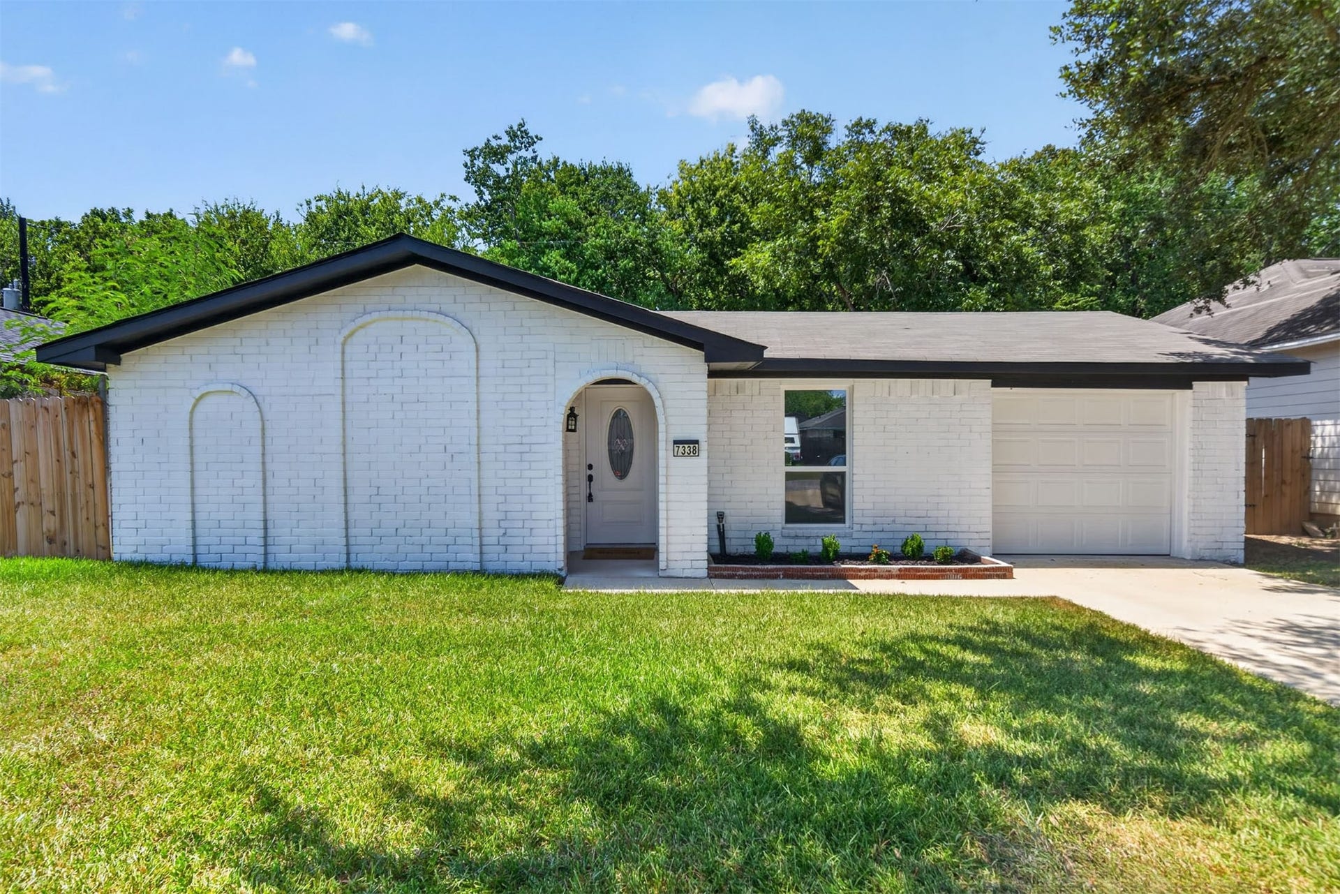 7338 Conley Street, Houston, TX 77021 7338 Conley Street, Houston, TX 77021