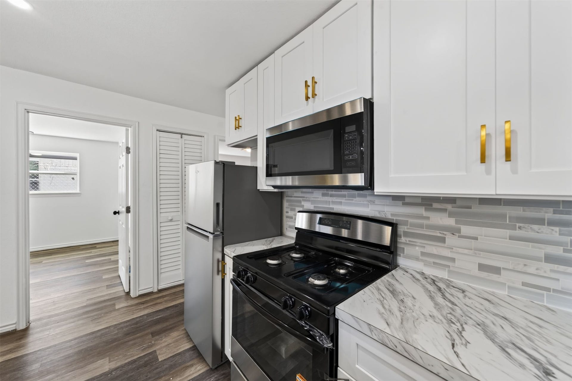 7338 Conley Street, Houston, TX 77021 7338 Conley Street, Houston, TX 77021