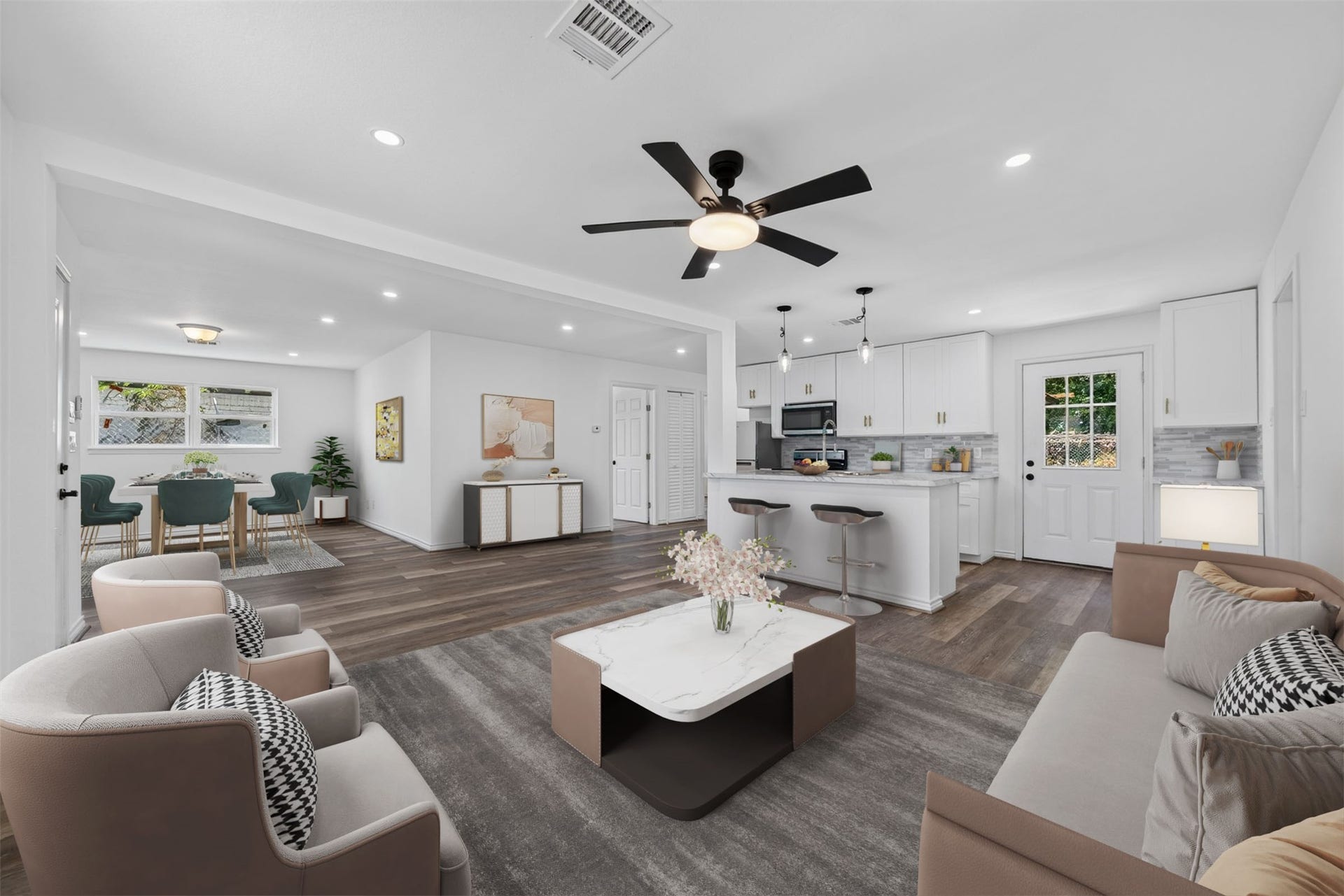 7338 Conley Street, Houston, TX 77021 VIRTUALLY STAGED