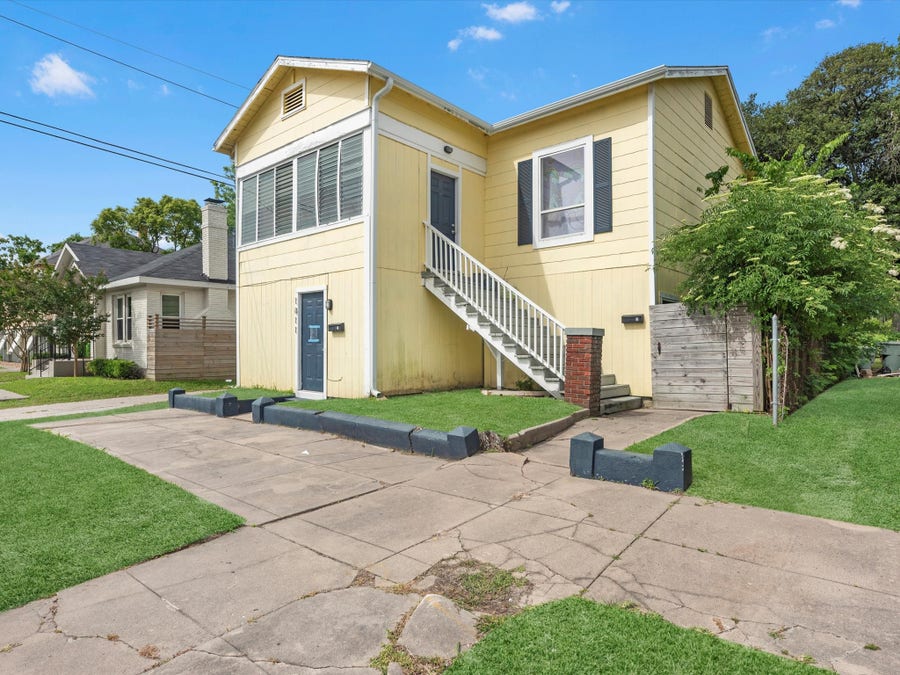 Property photo for 1811 39th Street, #1, Galveston, TX