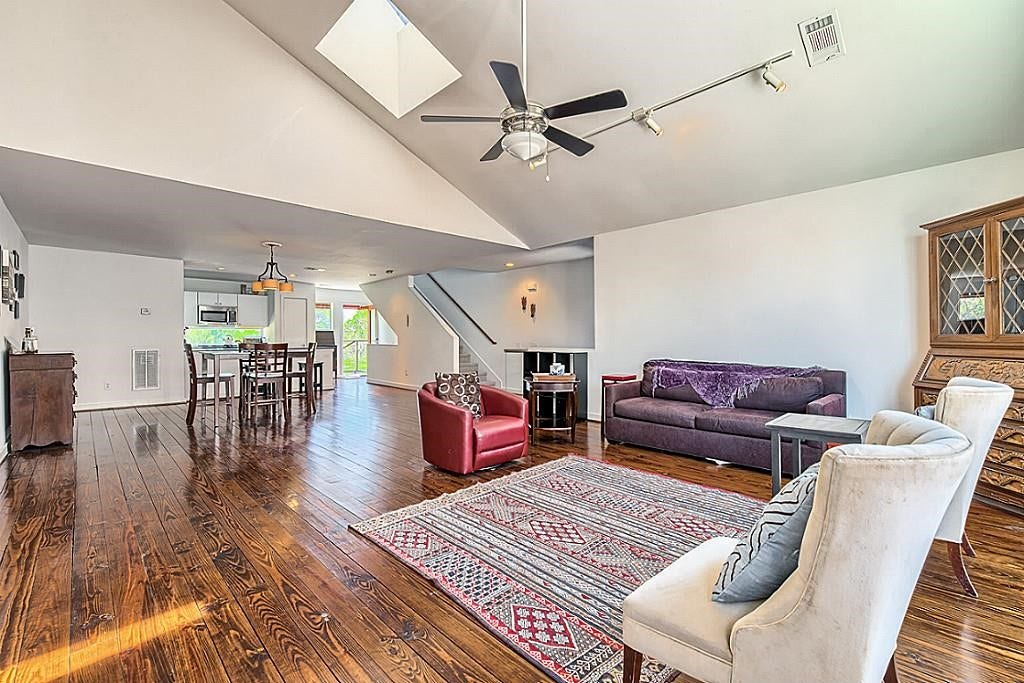 2605 Calumet Street, #22, Houston, TX 77004 2605 Calumet Street, #22, Houston, TX 77004