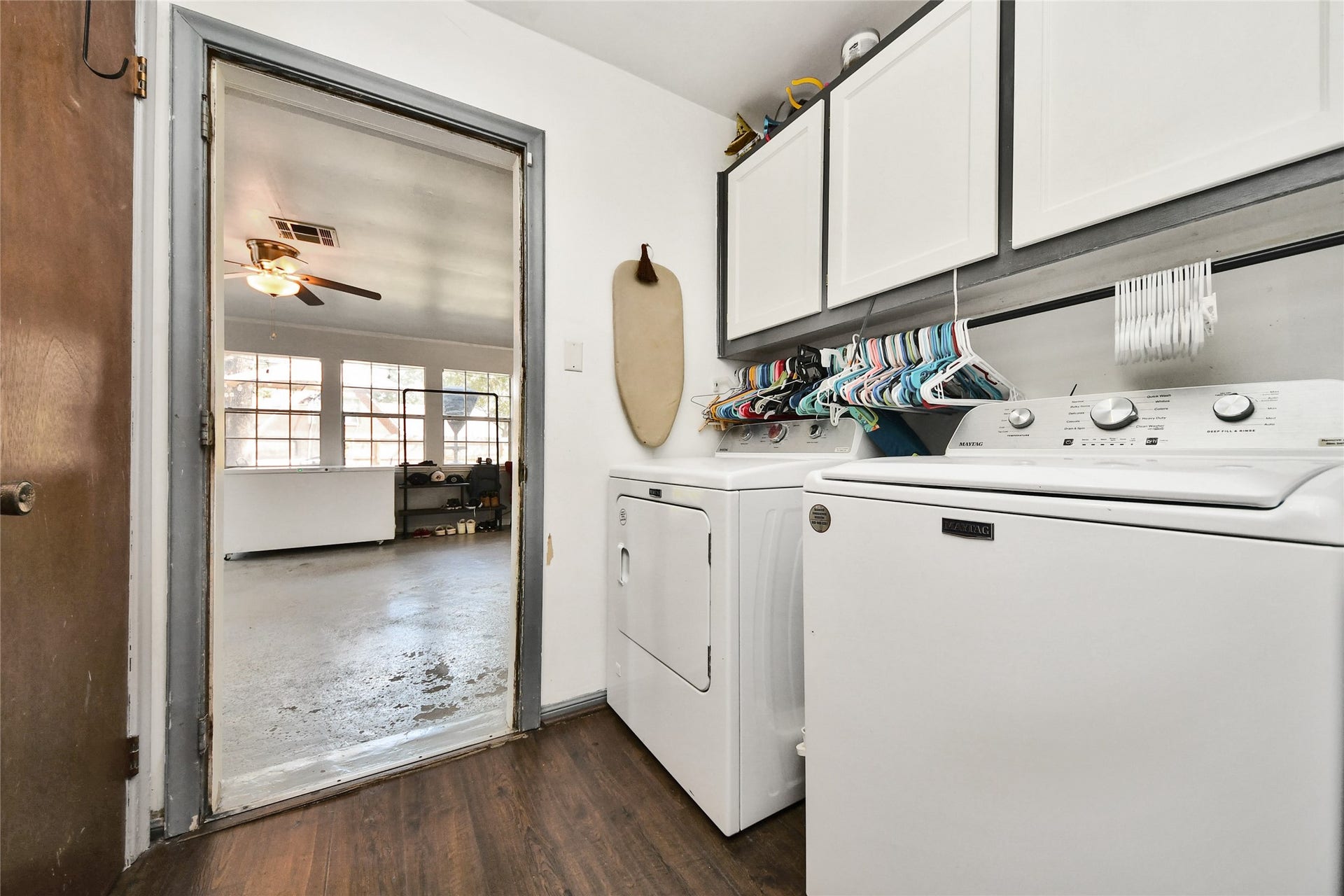 26602 Maplewood Drive, Spring, TX 77386 Utility room between Kitchen and Sunroom