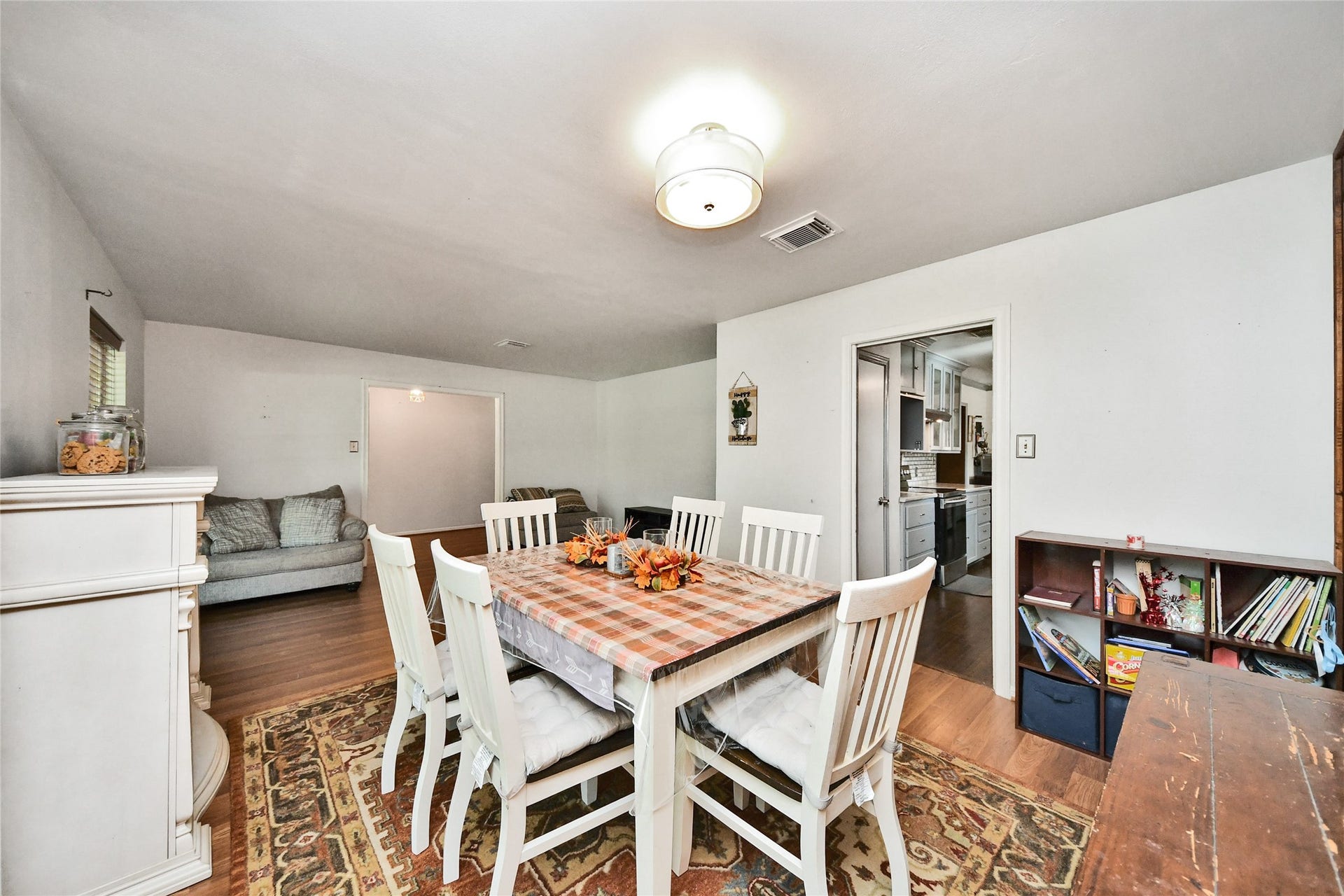 26602 Maplewood Drive, Spring, TX 77386 26602 Maplewood Drive, Spring, TX 77386