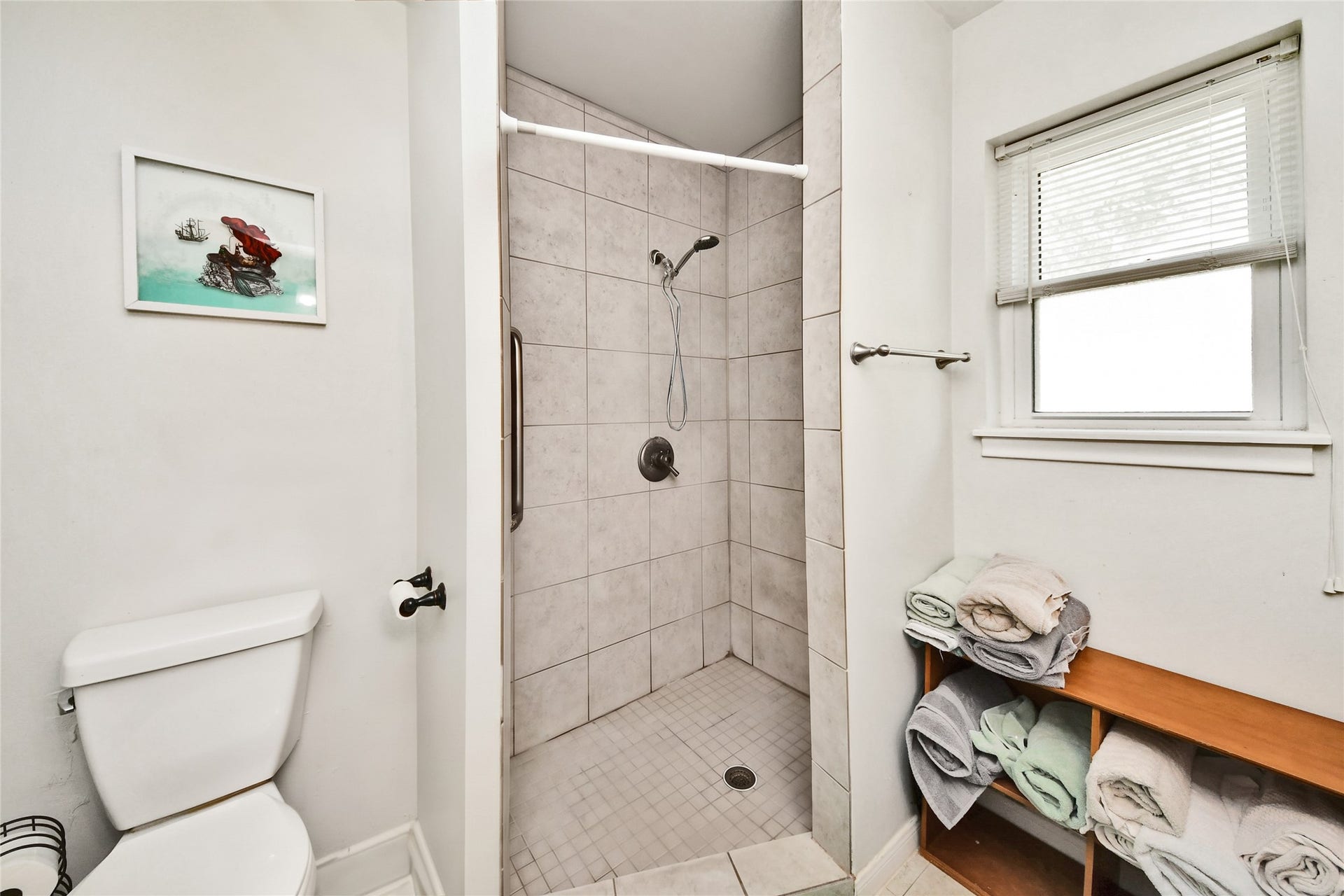 26602 Maplewood Drive, Spring, TX 77386 26602 Maplewood Drive, Spring, TX 77386
