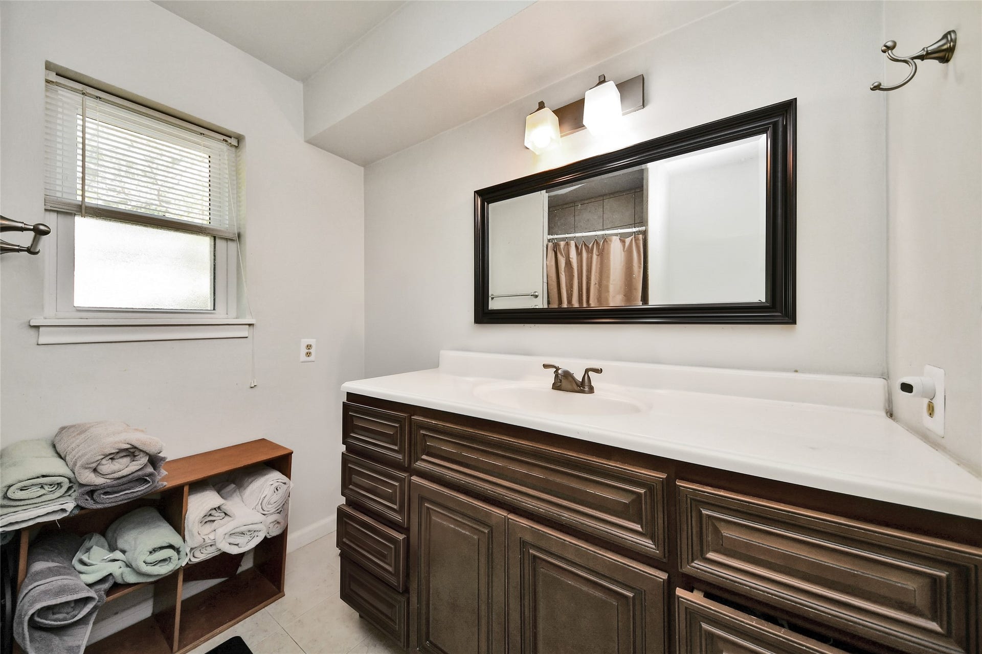 26602 Maplewood Drive, Spring, TX 77386 Primary Bathroom