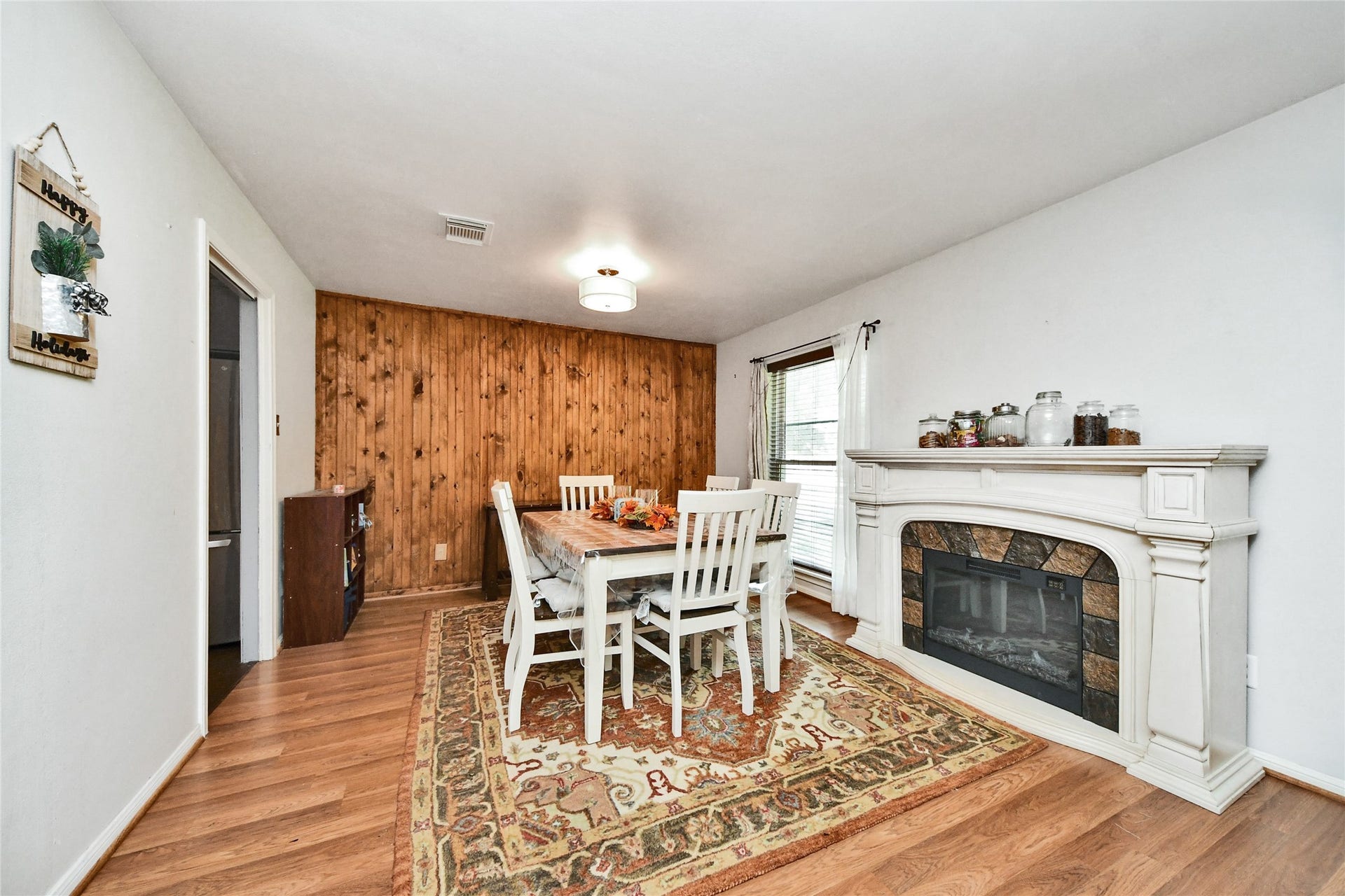 26602 Maplewood Drive, Spring, TX 77386 26602 Maplewood Drive, Spring, TX 77386