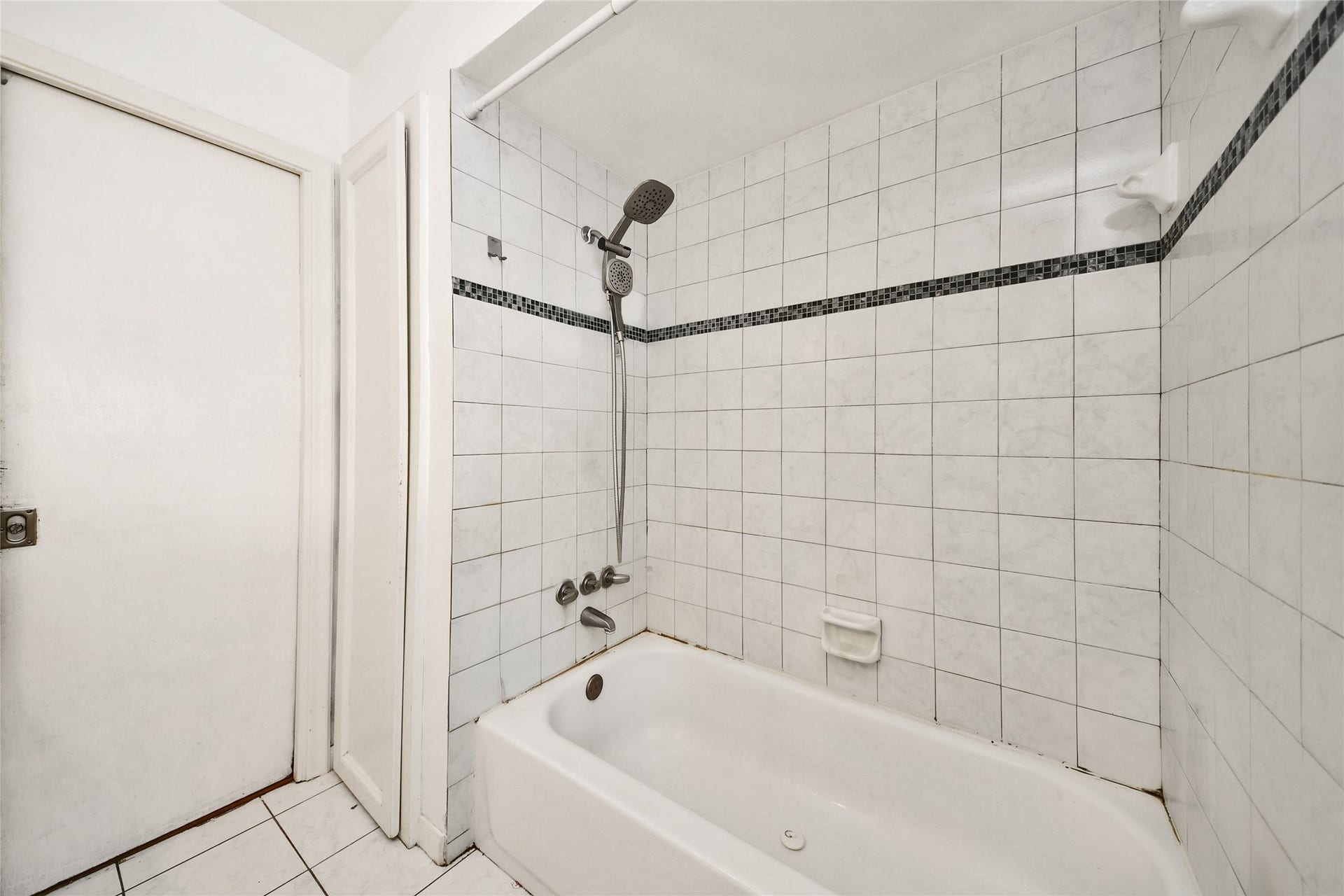 26602 Maplewood Drive, Spring, TX 77386 26602 Maplewood Drive, Spring, TX 77386
