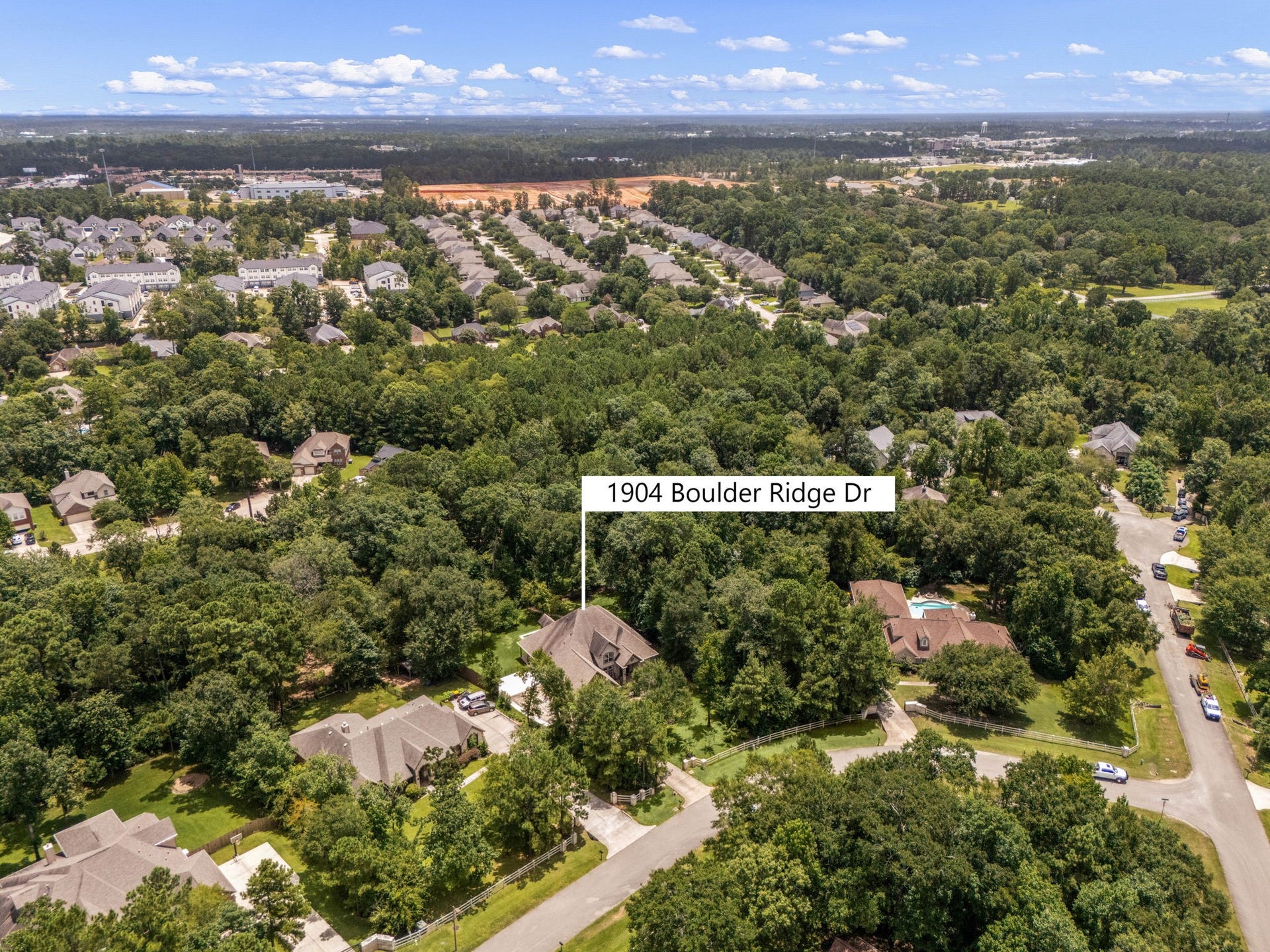 Aerial view of 1904 Boulder Ridge Dr. with 1902 Boulder Ridge to the immediate right.