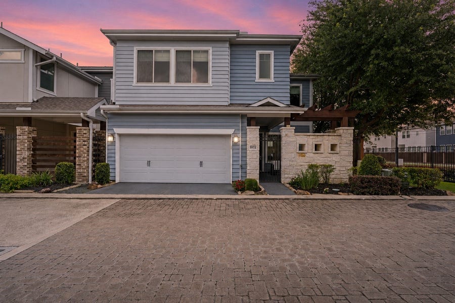 Property photo for 8904 Aventino Way, Houston, TX
