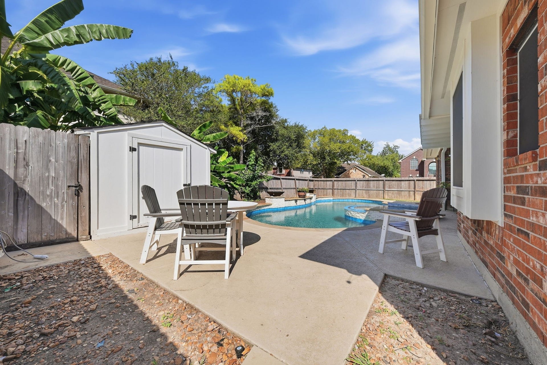 402 Prattwood Court, League City, TX 77573 Storage shed for tenant use