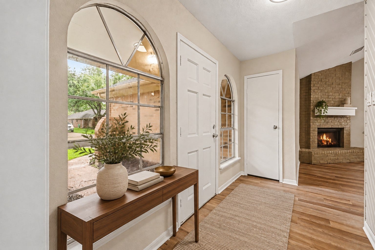 3810 Clover Drive, Alvin, TX 77511 3810 Clover Drive, Alvin, TX 77511