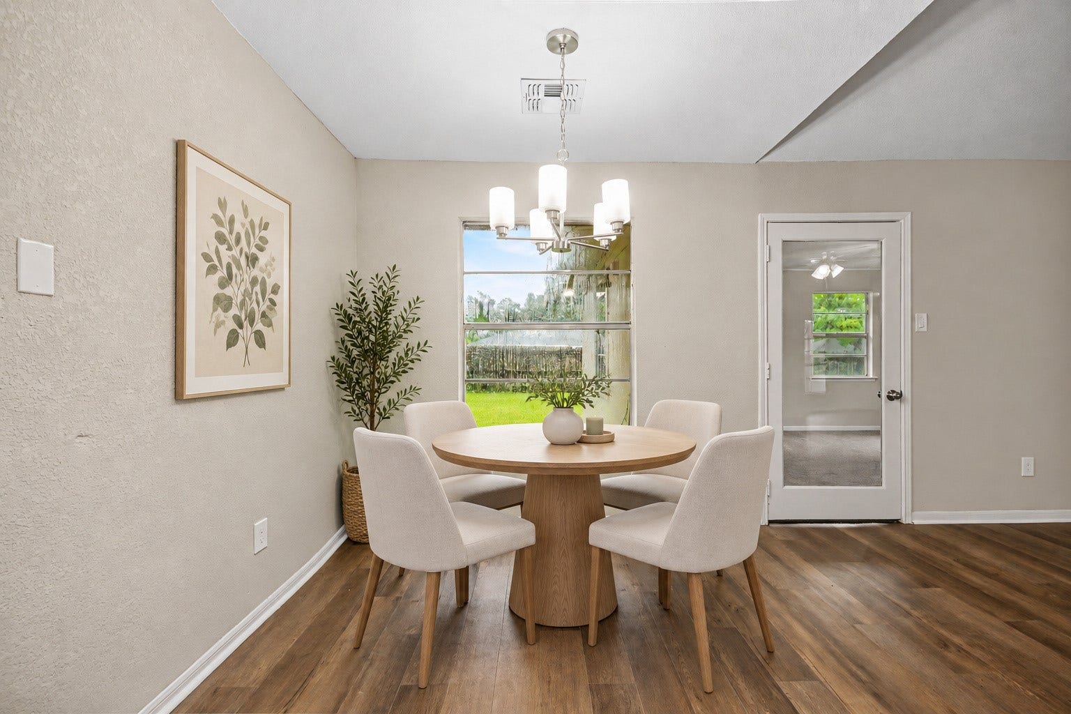 3810 Clover Drive, Alvin, TX 77511 3810 Clover Drive, Alvin, TX 77511