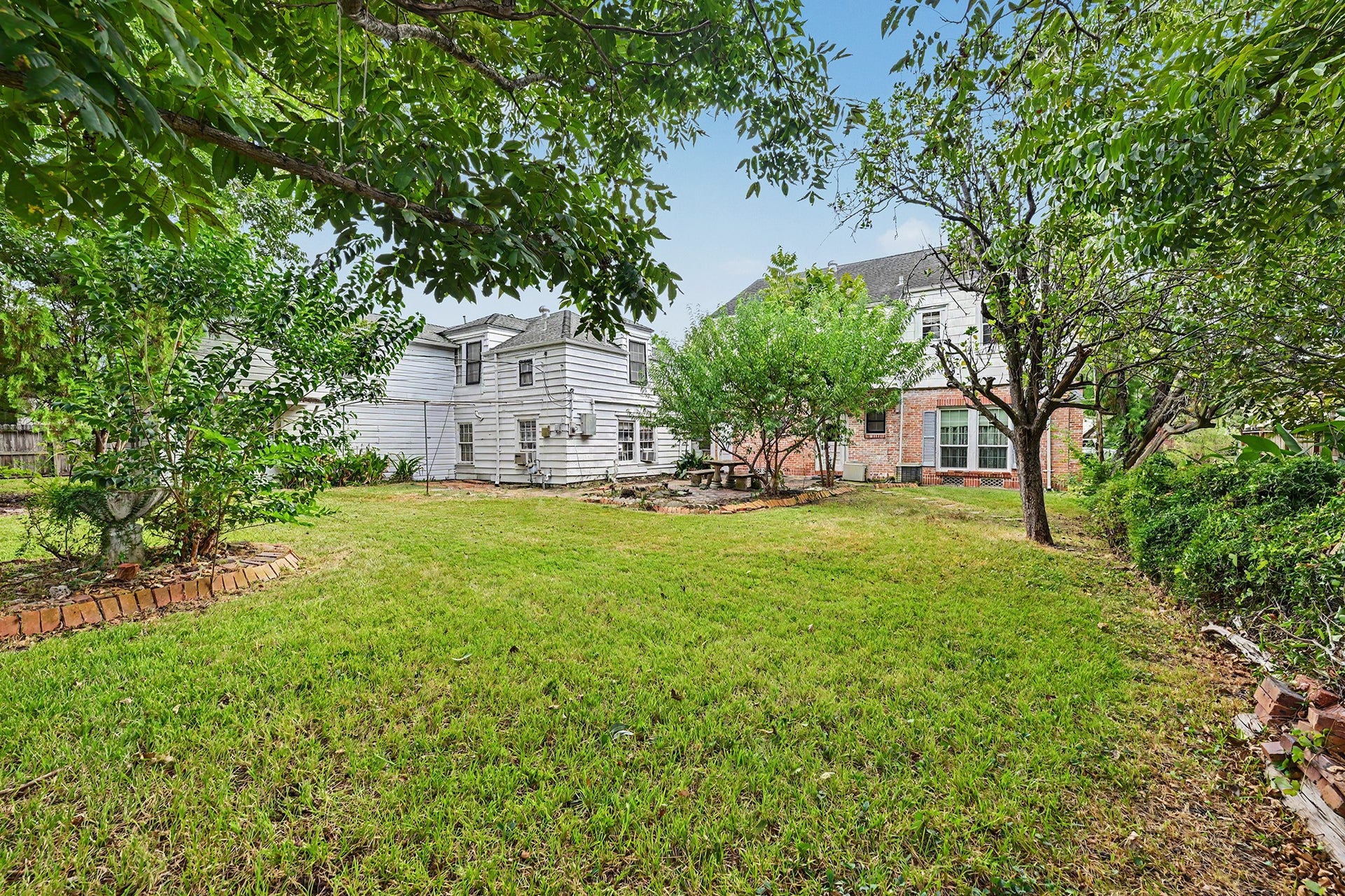 3736 Bellaire Boulevard, Southside Place, TX 77025 House from the rear.