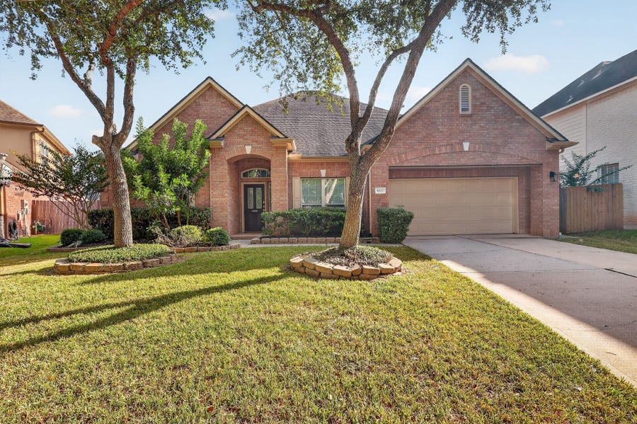 Property photo for 8807 Wenona Walk, Missouri City, TX