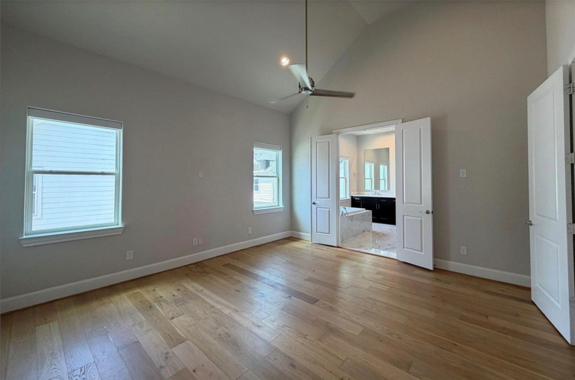 824 Cage Street, Houston, TX 77020 824 Cage Street, Houston, TX 77020
