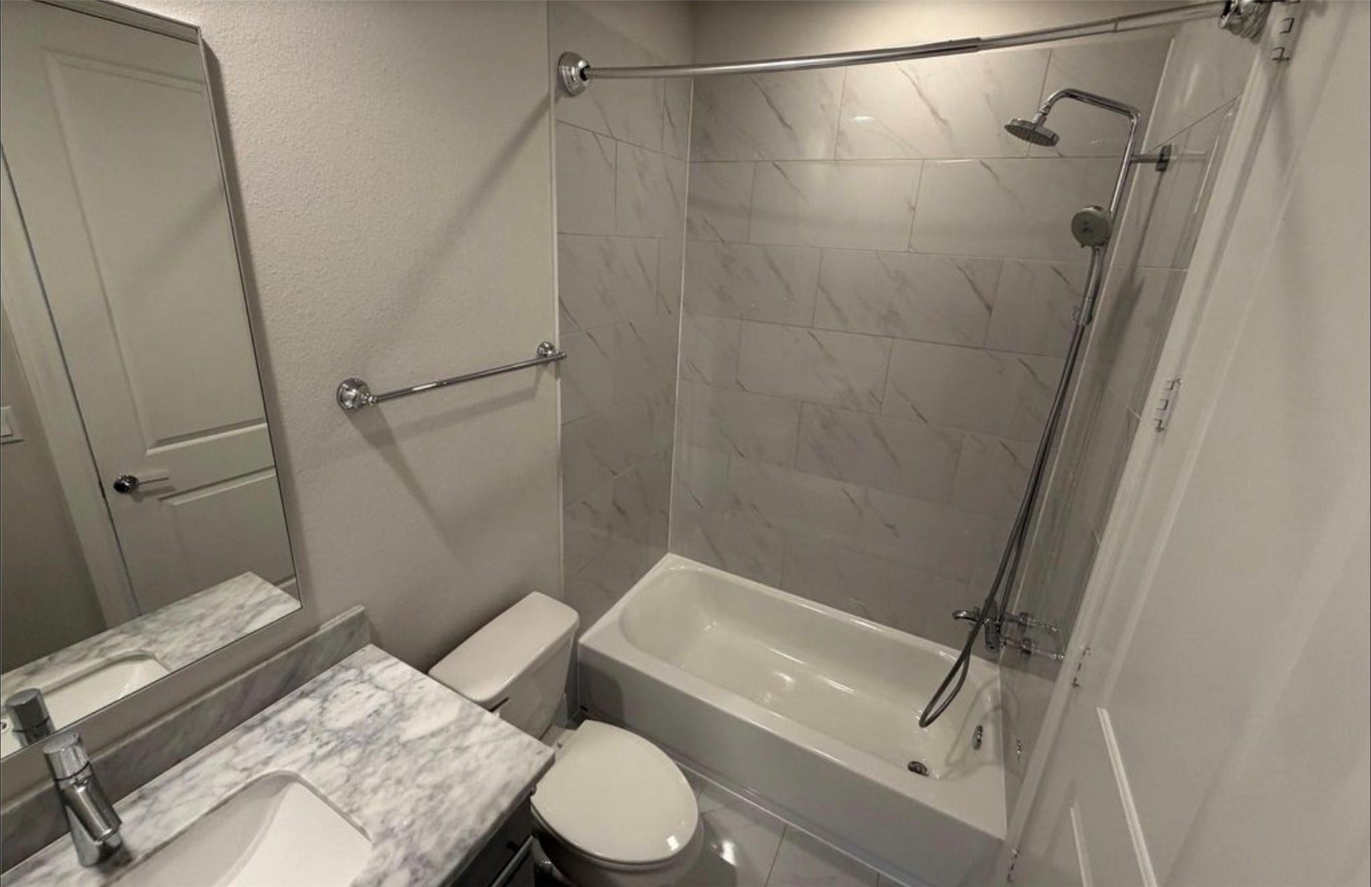 824 Cage Street, Houston, TX 77020 824 Cage Street, Houston, TX 77020