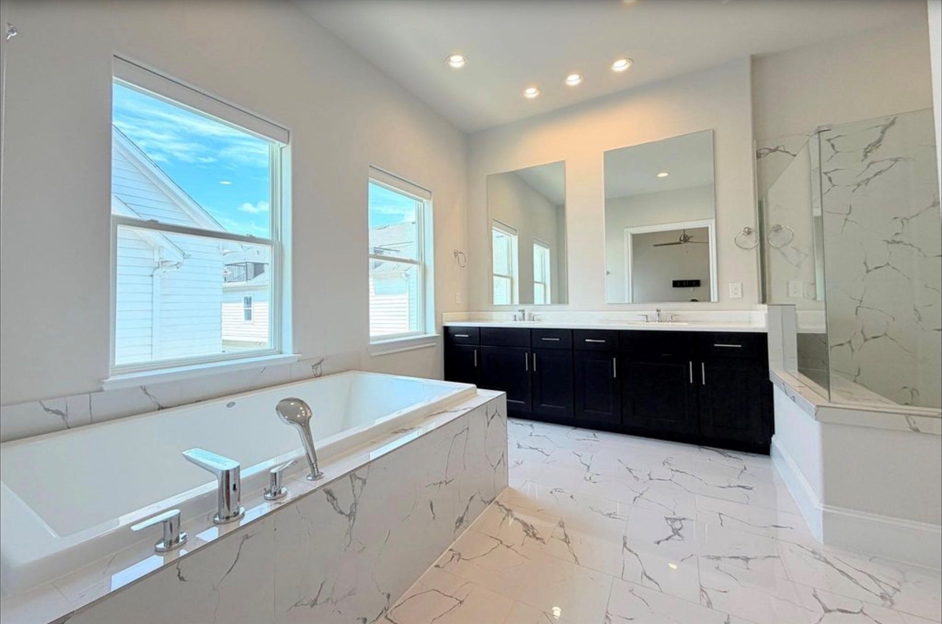 824 Cage Street, Houston, TX 77020 824 Cage Street, Houston, TX 77020