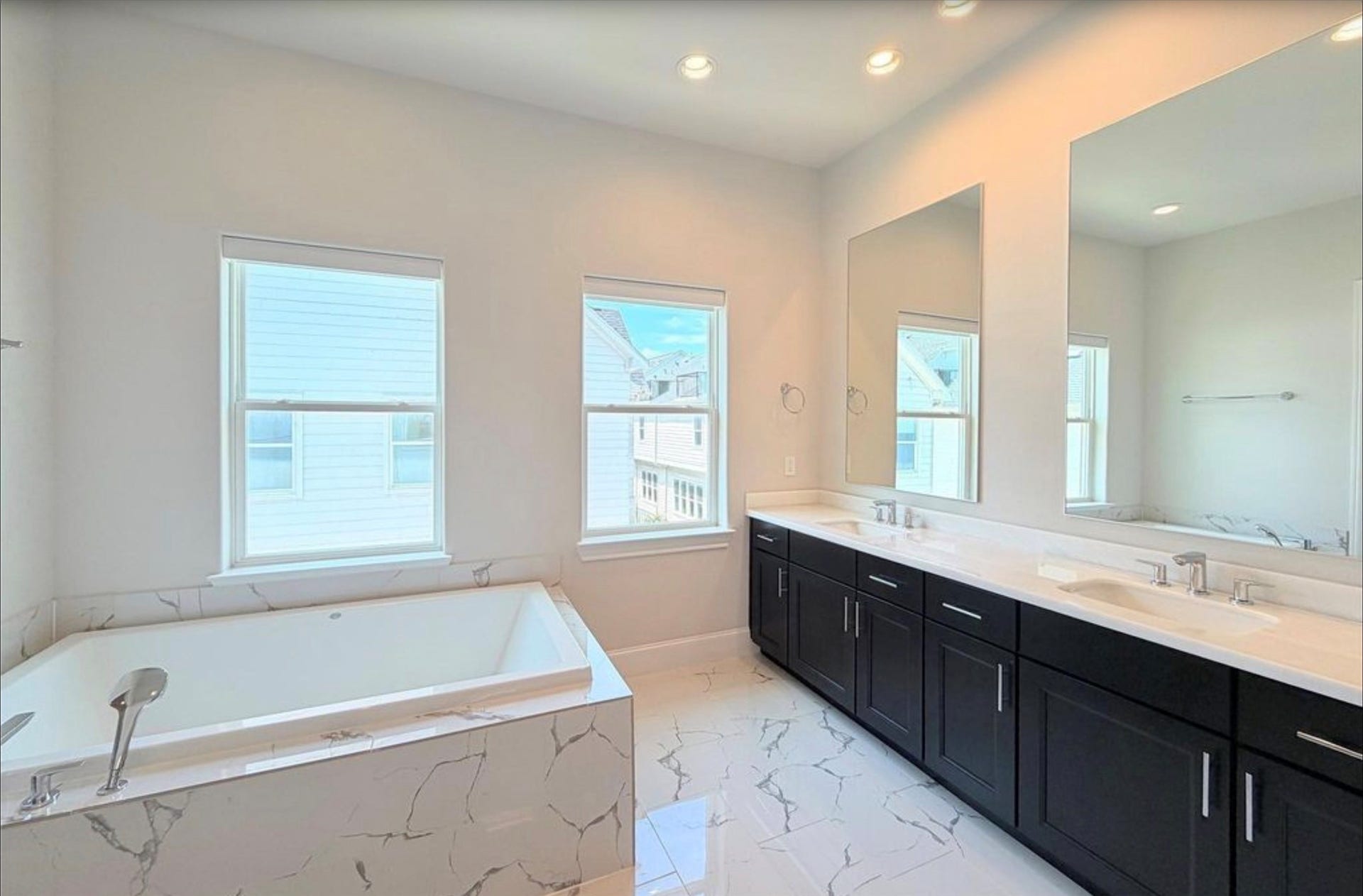 824 Cage Street, Houston, TX 77020 824 Cage Street, Houston, TX 77020