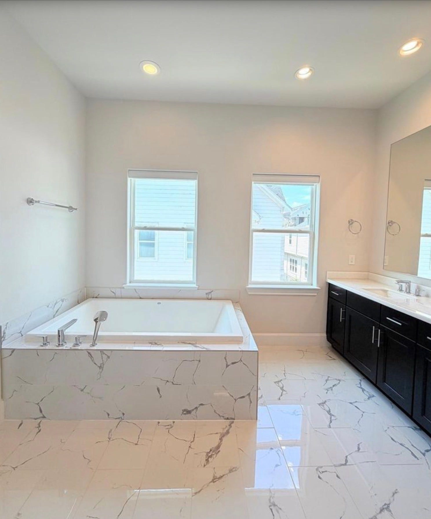 824 Cage Street, Houston, TX 77020 824 Cage Street, Houston, TX 77020