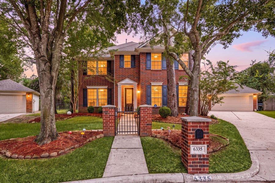 Property photo for 6335 Borg Breakpoint Drive, Spring, TX
