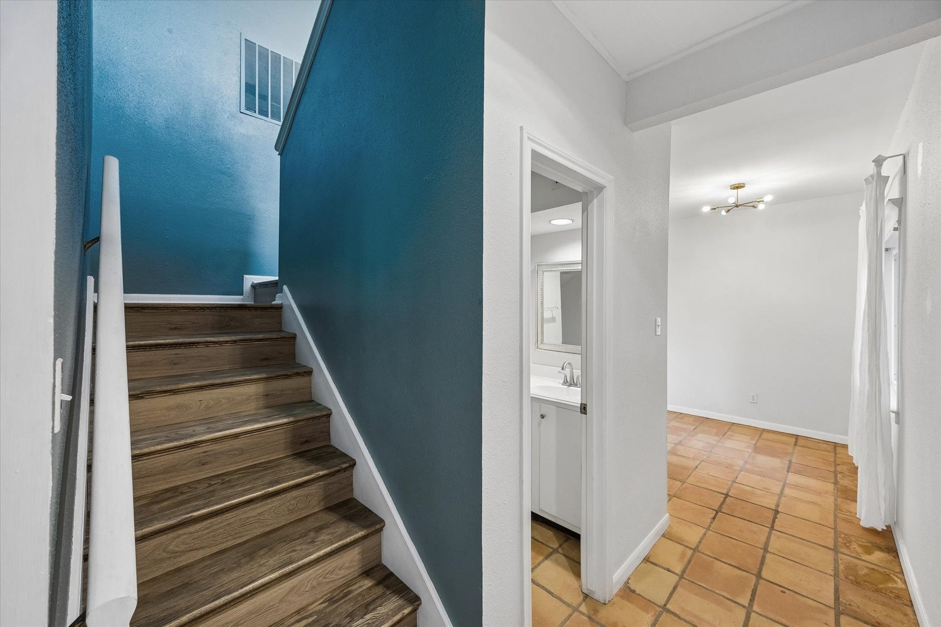 403 Anita Street, #11, Houston, TX 77006 403 Anita Street, #11, Houston, TX 77006