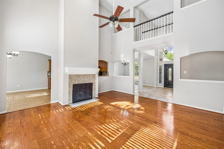 Property photo for 4031 Mission Valley Drive, Missouri City, TX