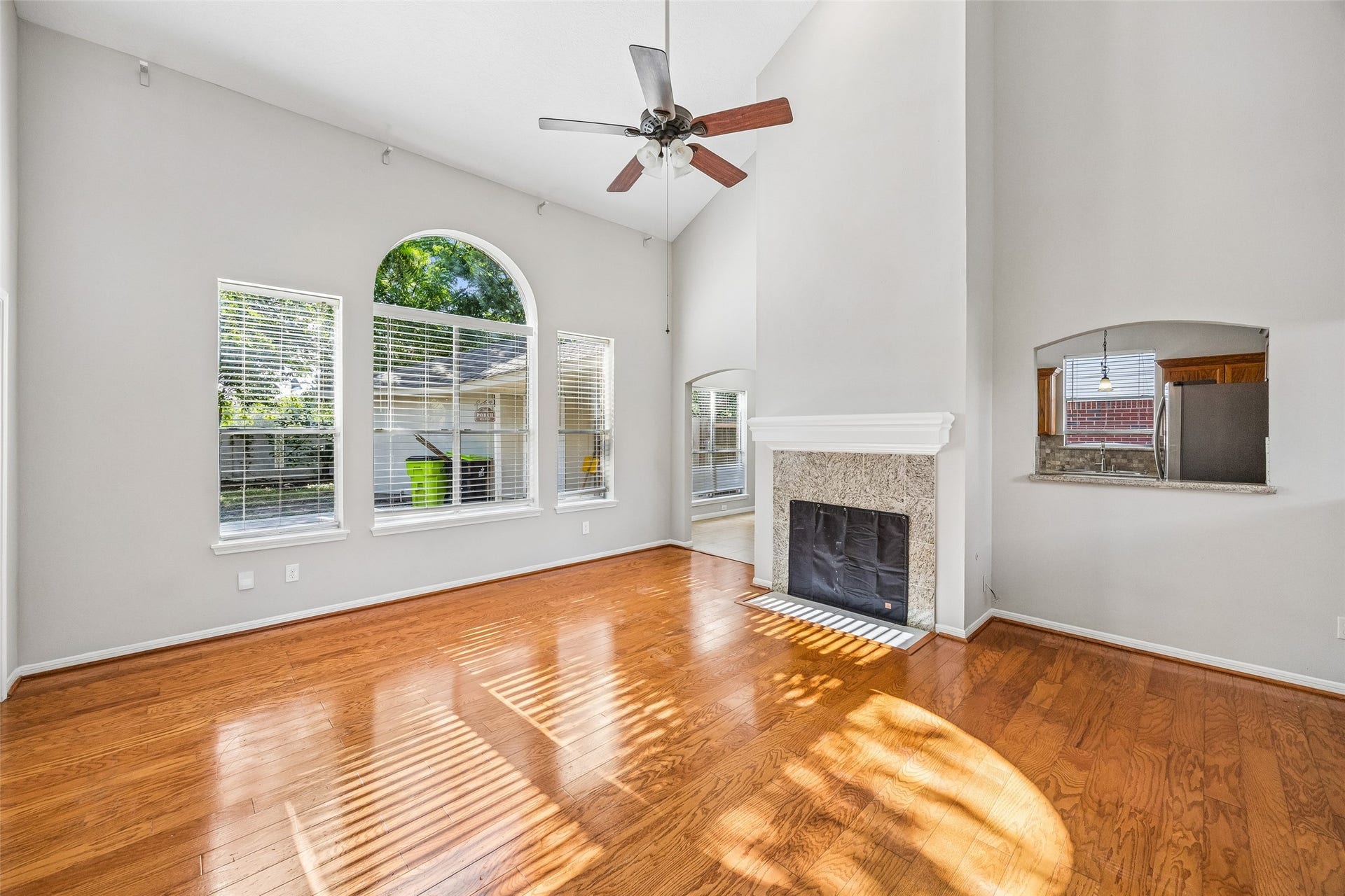 4031 Mission Valley Drive, Missouri City, TX 77459 4031 Mission Valley Drive, Missouri City, TX 77459