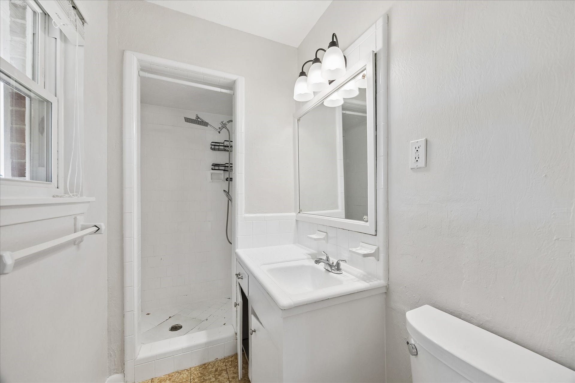 7824 Yucca Drive, Texas City, TX 77591 The primary bath has a stand alone shower and is en suite.