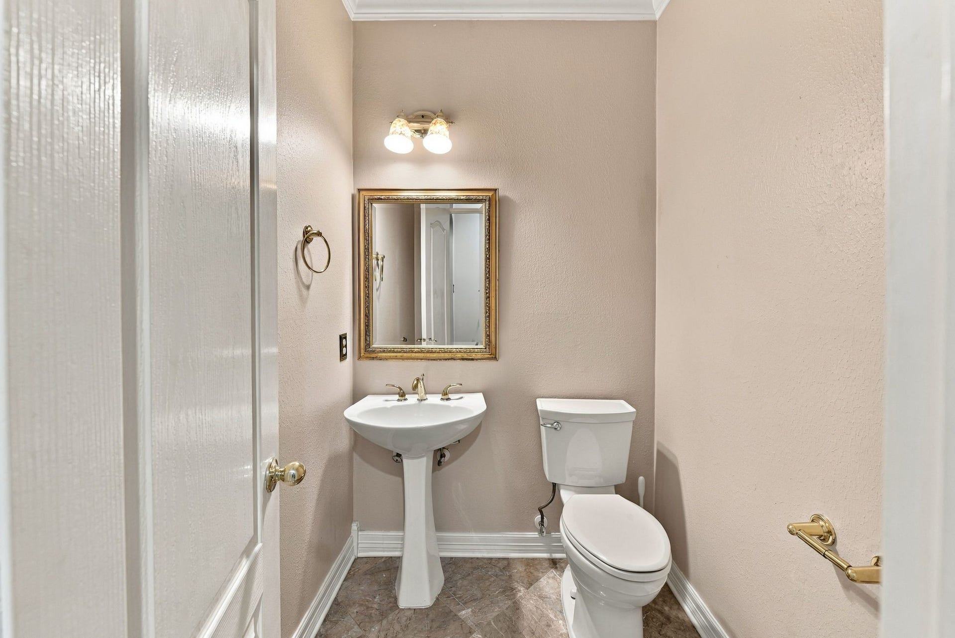 19303 Yearling Meadows, Houston, TX 77094 19303 Yearling Meadows, Houston, TX 77094