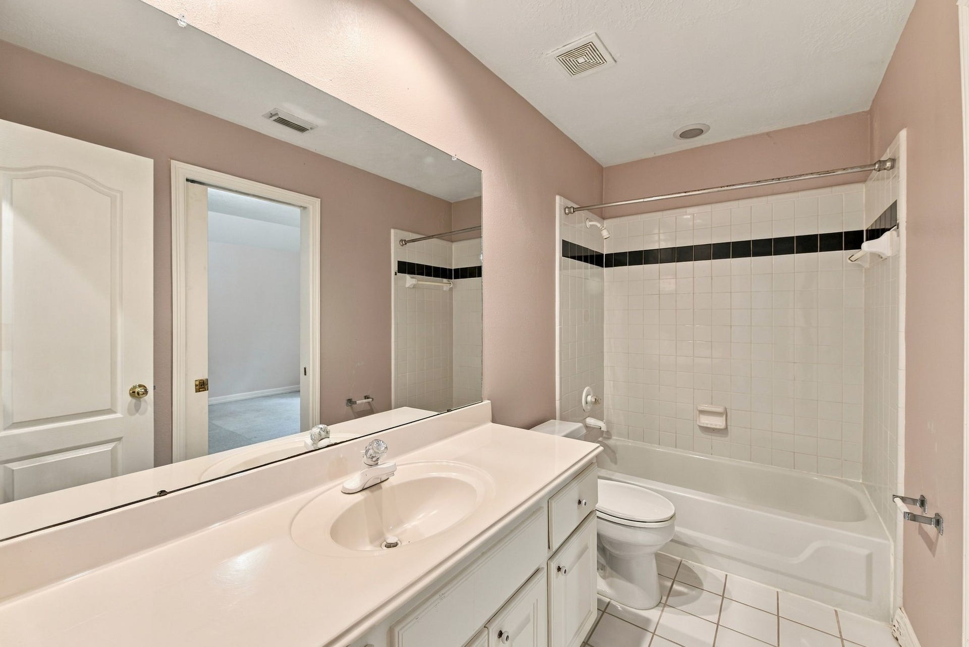19303 Yearling Meadows, Houston, TX 77094 19303 Yearling Meadows, Houston, TX 77094