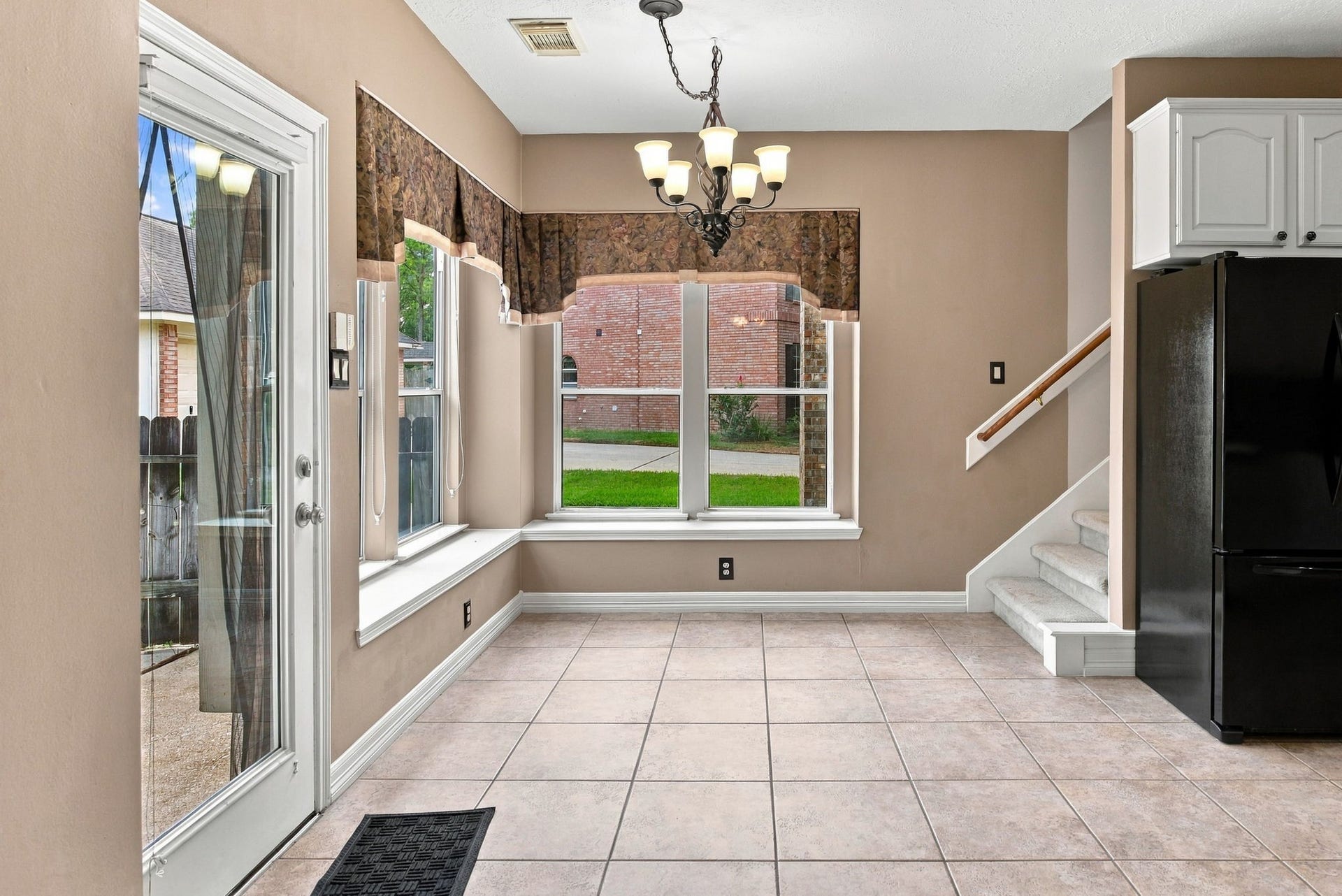 19303 Yearling Meadows, Houston, TX 77094 19303 Yearling Meadows, Houston, TX 77094