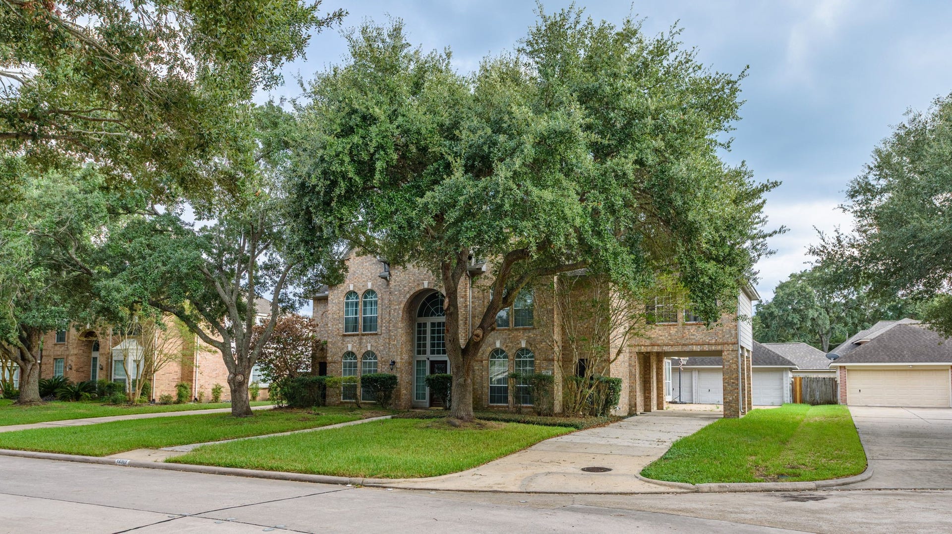 19303 Yearling Meadows, Houston, TX 77094 19303 Yearling Meadows, Houston, TX 77094