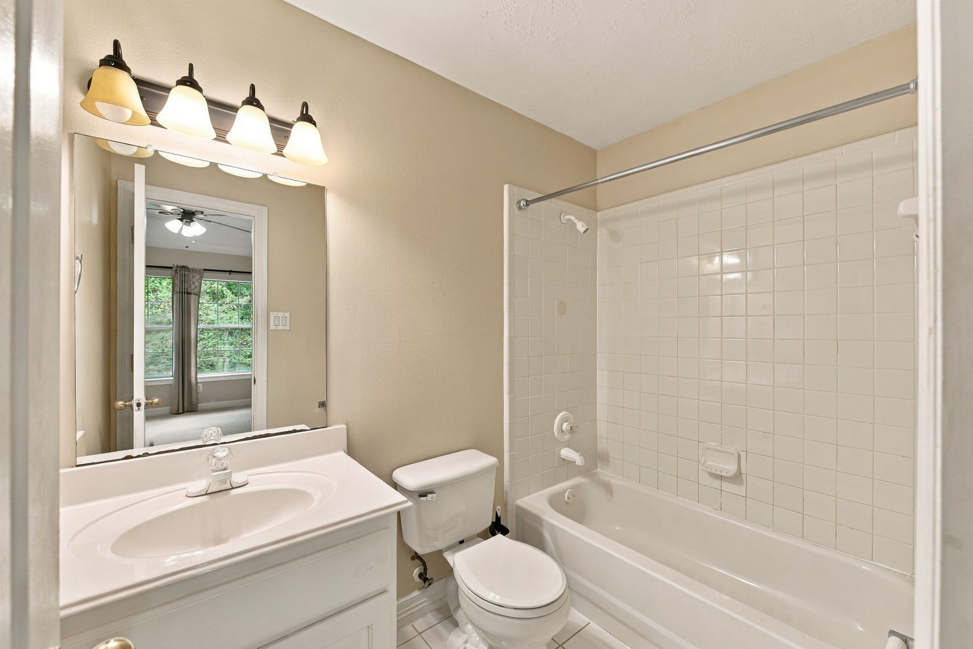 19303 Yearling Meadows, Houston, TX 77094 19303 Yearling Meadows, Houston, TX 77094