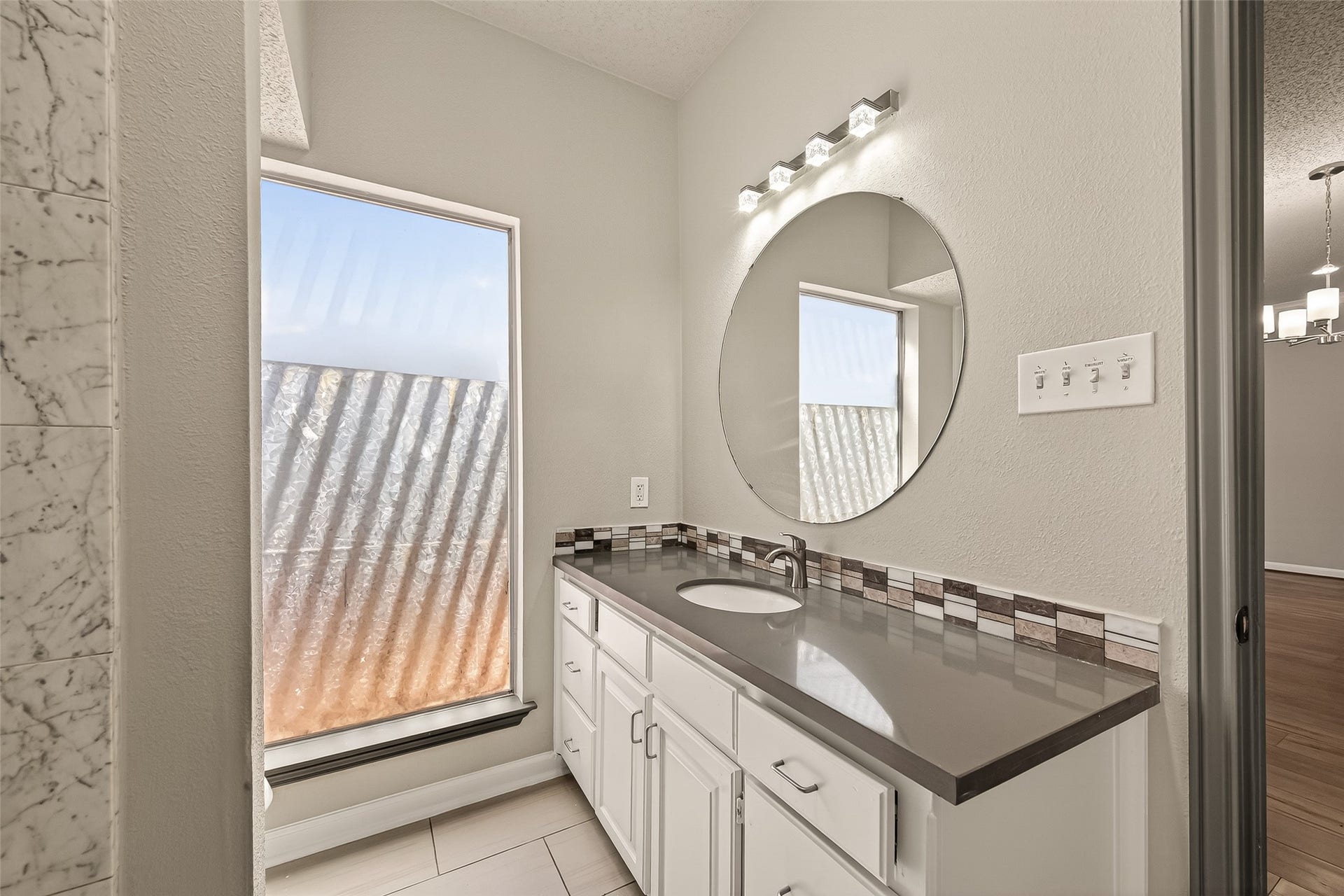 4024 Breakwood Drive, Houston, TX 77025 4024 Breakwood Drive, Houston, TX 77025
