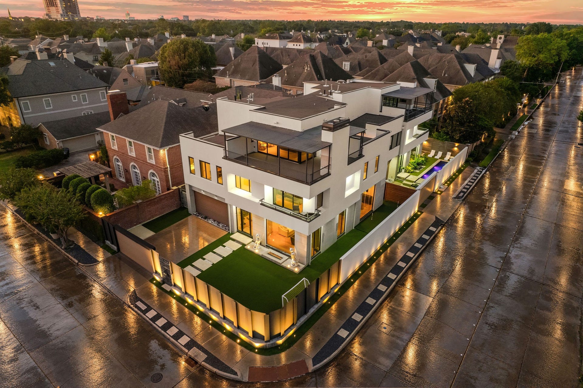 6002 Valley Forge Drive, Houston, TX 77057 6002 Valley Forge Drive, Houston, TX 77057