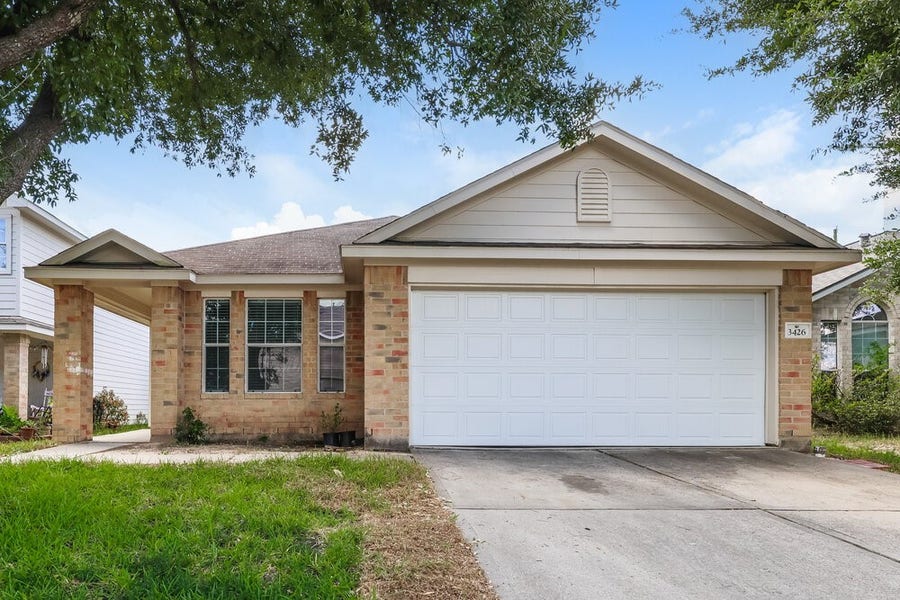 Property photo for 3426 Owl Crossing Lane, Humble, TX