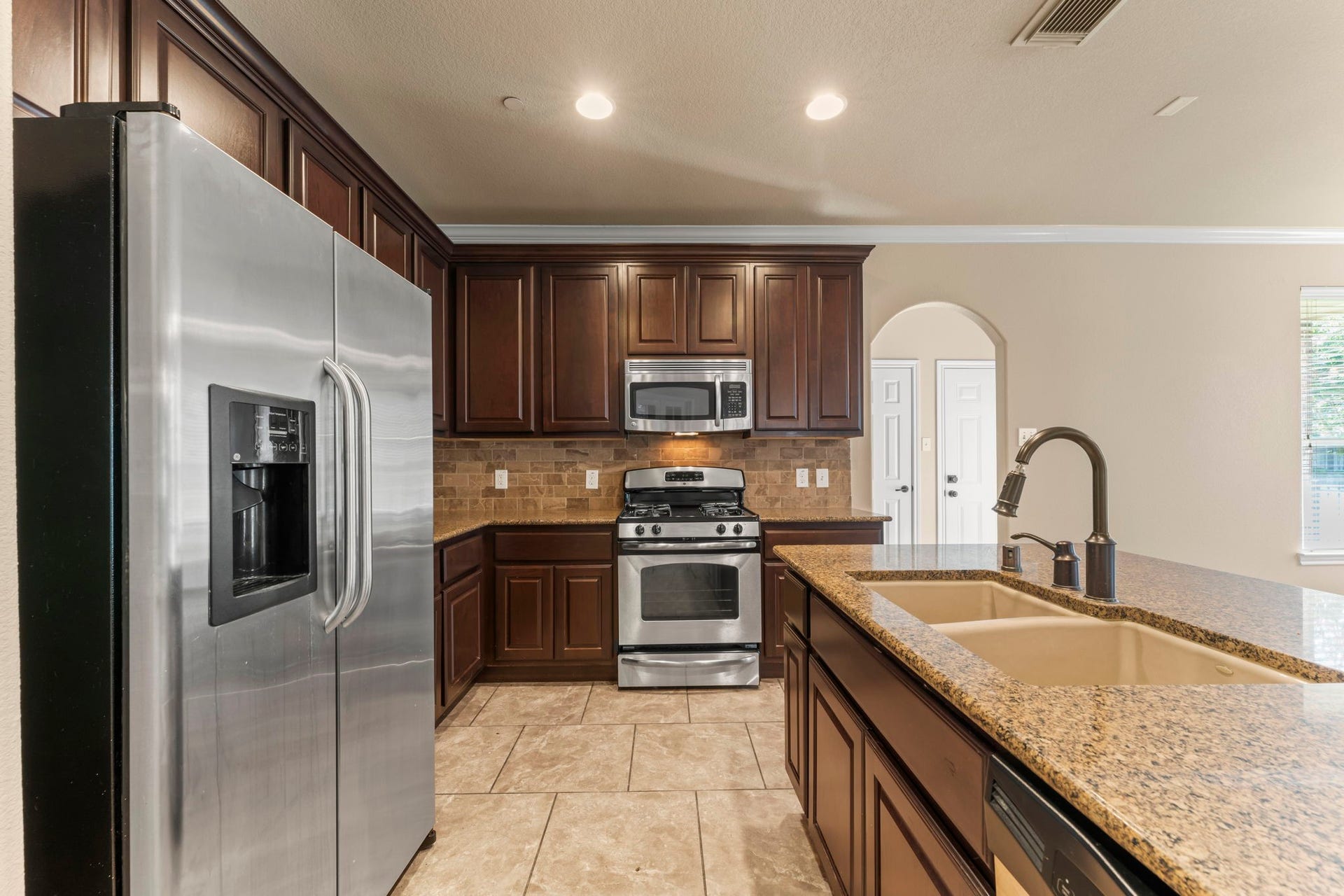 18 Umbria, The Woodlands, TX 77382